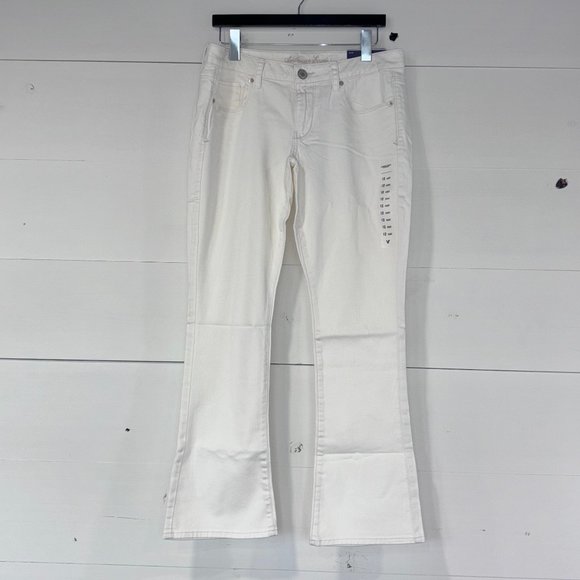 American Eagle Outfitters Denim - NWT American Eagle Low Rise Skinny Kick Jeans Stretch 12 Short